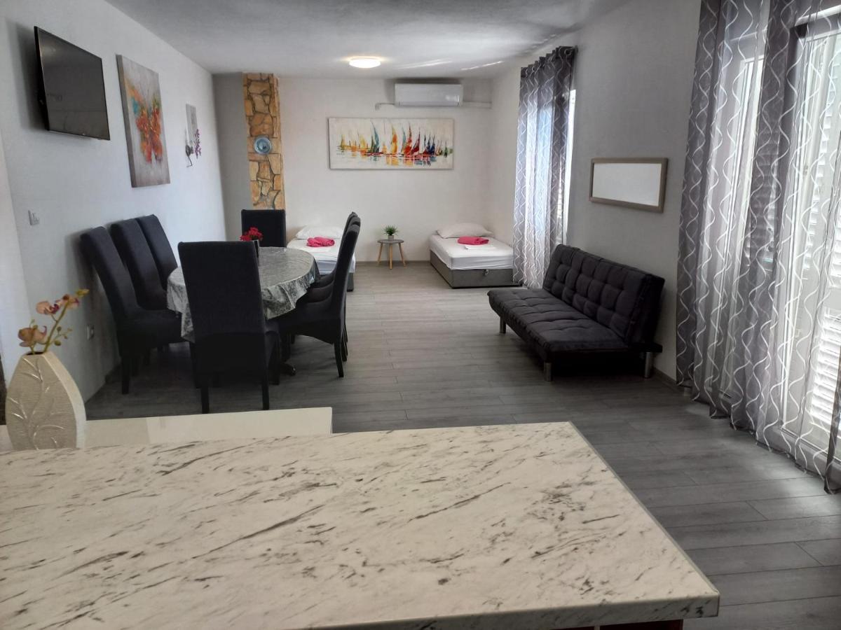 Apartman Marica Trogir Exterior foto